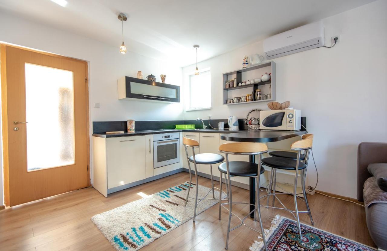 Apartman Mira Saraievo Exterior foto