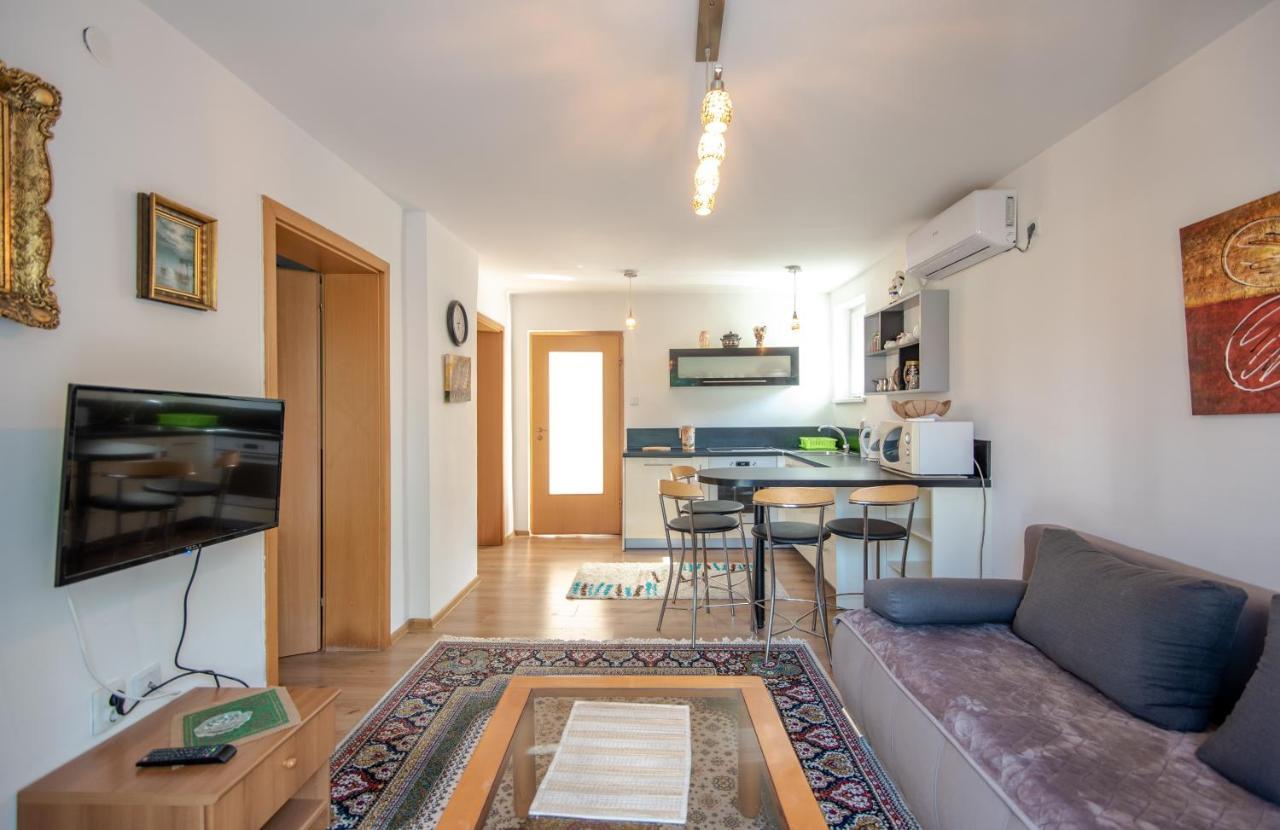 Apartman Mira Saraievo Exterior foto