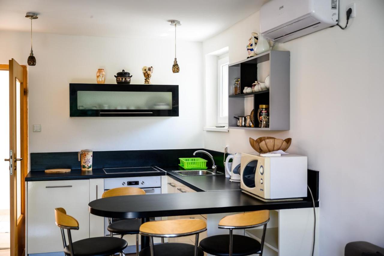 Apartman Mira Saraievo Exterior foto