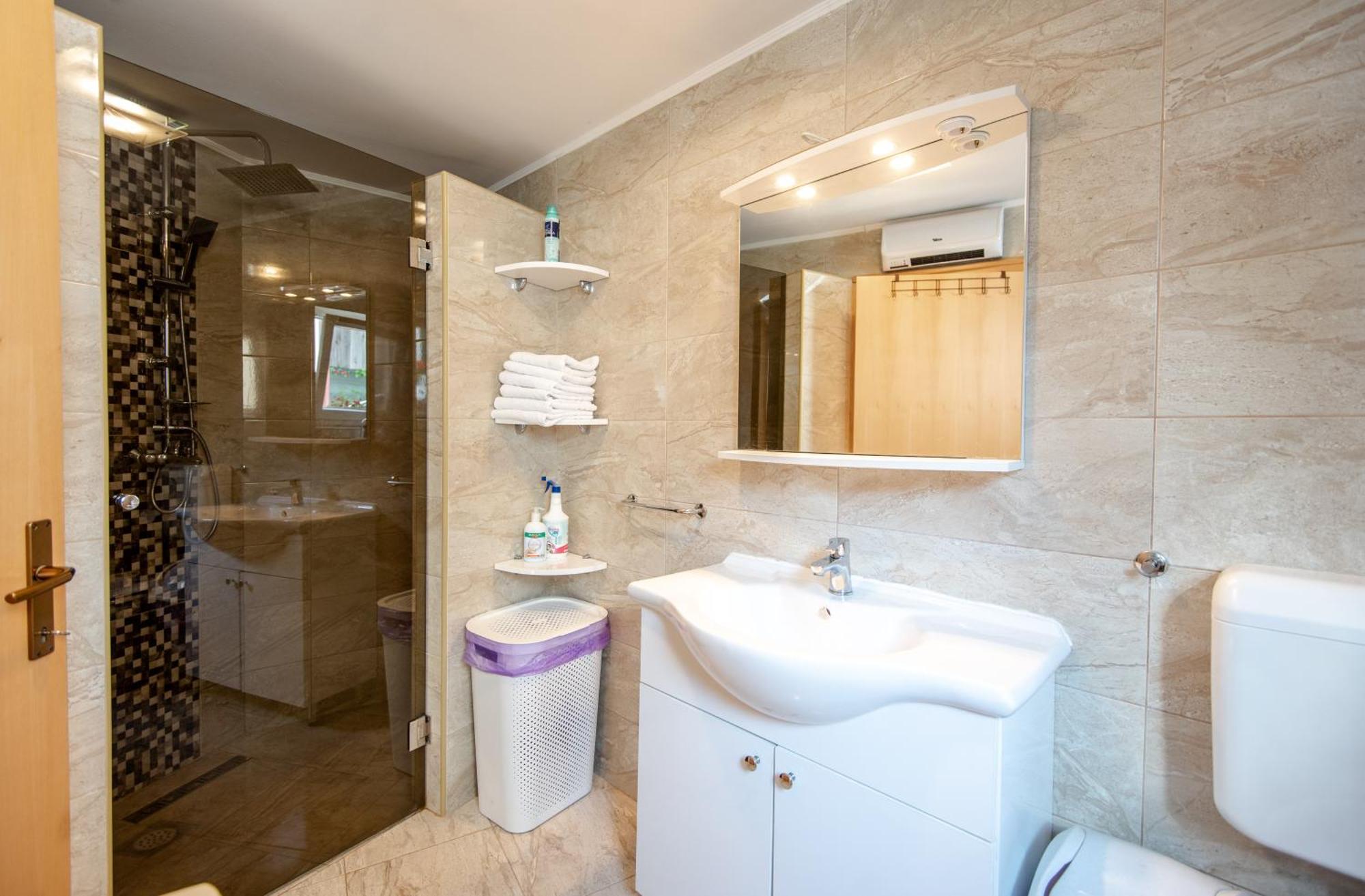 Apartman Mira Saraievo Exterior foto